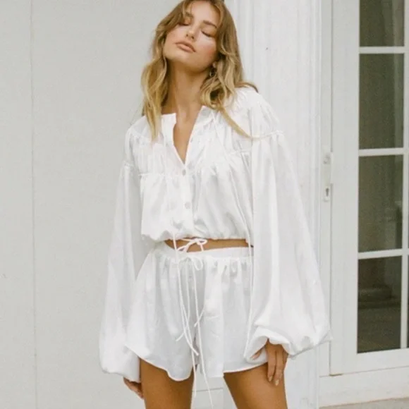 Sabo Skirt white silk two piece set - Picture 1 of 2